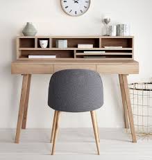 Wohnling schreibtisch samo 90 x 78 x 45 cm mit schublade in sonoma eiche computertisch im modernen retro design platzsparender laptop tisch fur schuler und jugendliche kaufen bei skyport gmbh schreibtisch winkelkombination sonoma eiche online bei roller kaufen schreibtisch aus holz in sonoma. Hubsch Interior Schreibtisch Lis Eiche Wohnen Innenraume Inneneinrichtung