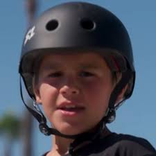 Otis Sanders's Instagram, Twitter & Facebook