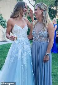 Kyk woensdae om 20:30 op via (kanaal 147). Images Show Newlywed Caroline Wozniacki Dazzling In Her Wedding Dress Wedding Dresses Celebrity Weddings Beautiful Bride
