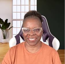 The Temptations take over #TheView stage to get us in the holiday spirit  with a medley of their greatest hits along with some holiday classics!🎄