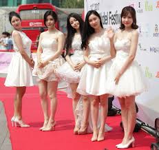 #brave girls #femaleidolsedit #femaleidol #goldeneraedit #femadolsedit #kgoddesses #idolady #underratedidolsedit #ggnet #dazzlingidolsedit #yuna #eunji #minyoung #yujeong #music video #gif. Brave Girls Wikipedia A Enciclopedia Livre