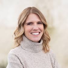 Dana Grayson Chambers (@danachambers22)