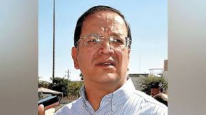 Multan al Tesorero Municipal por retener cuotas para el PRI