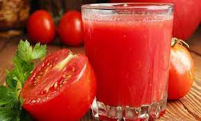 Kandungan vitamin k di dalam jus tomat membantu kesehatan tulang anda. Ingin Sehat Dan Cantik Yuk Konsumsi Jus Tomat Secara Teratur Winnetnews Com