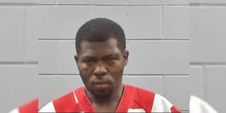 PPD: Man identified after Pearl police chase, had infant in vehicle