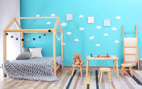 Bleu vintage decoration chambre bebe garcon nautique pouf blanc chaise a basculer blanc et bois lampe sur pied cuivre deco chambre bebe peinture f9ebfb6efef5a17dd2b852f chambre enfant bleu marine © joli place 7 2 chambre bebe plete pas cher deco chambre garçon lit bebe chambre plete. Inspirations Pour Une Chambre D Enfant Bleue Monequerre Fr