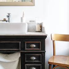 Les Jolis Details De Ce Meuble On Me Demande Parfois Comment Nous Avons Procede Pour Percer Le Marb Meuble De Salle De Bain Salle De Bain Meuble Salle De Bain