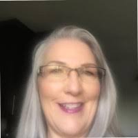 Elizabeth Vansickle's Instagram, Twitter & Facebook