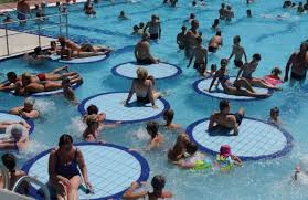 Hotele i baseny termalne stanowią jeden wielki kompleks uzdrowiskowy mogący obsłużyć ogromną liczbę gości. Eger Pogoda Ceny Nocleg Dojazd Imagine Europe Przewodnik Turystyczny Po Europie