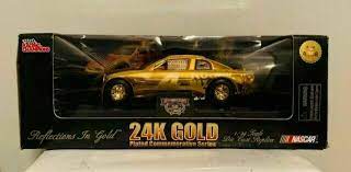 Rare nascar ricky craven #25 budweiser chevy 1:24 scale diecast racing champions. Nascar Racing Champions 24k Gold Plated Precious Metals Series 1 Of 4 998 For Sale Online Ebay
