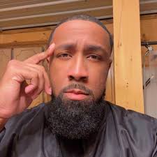 Mia Robinson (@mia.robinson.9828) • Facebook