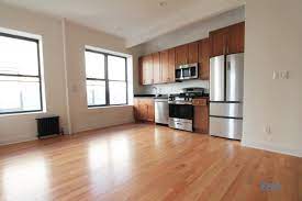 Luxurious three bedroom is een appartement van 93 m², het bestaat uit 3 slaapkamers en is geschikt voor maximaal 7 personen. Nyc Apartments Inwood 3 Bedroom Apartment For Rent