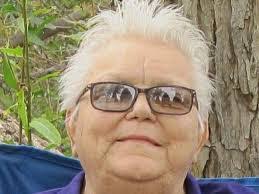 Vicki Houk's Instagram, Twitter & Facebook