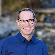 Tim Kelton's Instagram, Twitter & Facebook