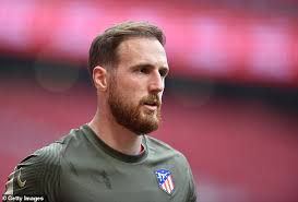 The spaniard played for atletico madrid before his move to old trafford. Pqpa4ls0 K7y0m
