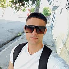 Profile for Daniel Revilla