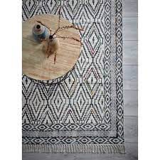 vloerkleed lincoln kopen bestel online of kom naar een van onze winkels kwantum daar woon je beter van vloerkleed vloerkleed zwart wit vloerkleed zwart