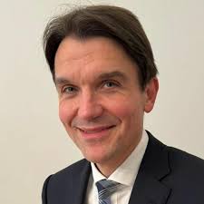 Stream Warum sollten Flüsse renaturiert werden? Gast: Prof. Dr. Uli Paetzel 