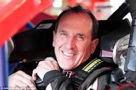 There were 13 nascar drivers who made more than $10 million in 2015 from salaries, bonuses, personal endorsements and their share of winnings and licensing. Fasrways Blog