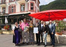 Bewertungen, hotelbilder & top angebote: Drei Sterne Fur Haus Hohenzollern Tourismus Netzwerk Gesundland Vulkaneifel