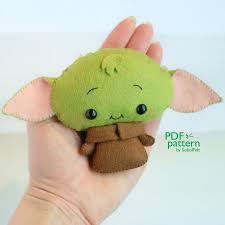 Felt Baby Alien Toy Sewing Pdf And Svg Pattern Quick And Easy Etsy In 2020 Felt Toys Patterns Felt Toys Felt Baby