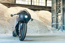 Power Packed Manx7 Electric Motorcycle Return Of The Cafe Racers Electric Motorcycle Electric Motorbike Electric Cars