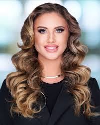 Dana Gonzalez's Instagram, Twitter & Facebook