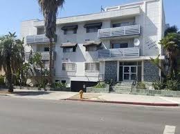 Renting an apartment in la is far easier and less expensive than in cities of comparable size like san francisco and new york. Rental Listings In Los Angeles Ca 1 401 Rentals Zillow