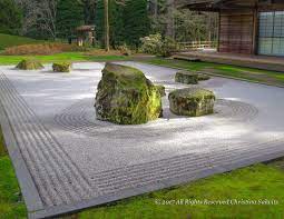 This Handsome Zen Garden Demonstrates How You Can View It From Four Sides And Have A Completely Different Int Japanese Rock Garden Japanese Garden Japan Garden
