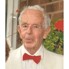 Julie Wesson's Instagram, Twitter & Facebook