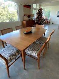 Each leaf 18 inches wide, making a maximum table width of 75.5 inches when both leaves are used, and has a chair clearance of 24.25 inches. Vintage Mid Century Modern Table Chairs Drexel Heritage New Upholstery Ebay