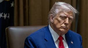 Trump in ospedale, visite mediche di routine: 5 ore al Walter Reed National  Military Medical Center