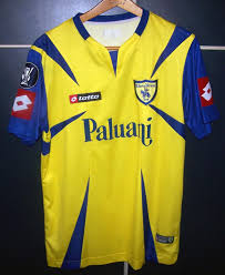 The team was founded in 1929 by a small number of football fans from the small borough of chievo, a verona neighbourhood. Chievo Home Camiseta De Futbol 2006 2007