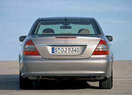 I need to choose between a 2009 e220cdi with 69,000km and a 2008 e320 cdi with 62,000km. Mercedes Benz E Klasse W211 Tehnicheski Harakteristiki I Razhod Na Gorivo Autodata24 Com