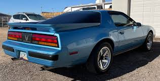 Image result for Bleu Moyen 1989 ARO