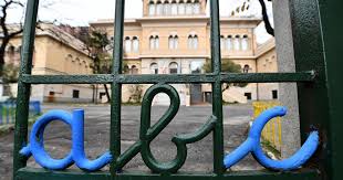 A confermarlo è stato il presidente della regione attilio fontana, che ha chiarito: Coronavirus Scuole E Universita Chiuse Fino Al 3 Aprile In Lombardia E 14 Province Fino Al 15 Marzo Nel Resto D Italia Il Sole 24 Ore
