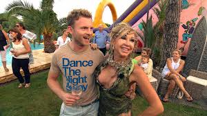 Jeden freitag erwartet dich ein. Die Geissens Eine Schrecklich Glamourose Familie 157 Shania Hat Geburtstag Fernsehserien De