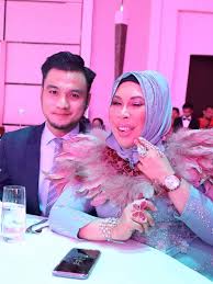 Facebook'ta petua dato' seri vida'nın daha fazla içeriğini gör. Hanya Sekadar Membalas Budi Dato Vida Menjerit Menangis Bekas Pa Belikan Handbag Limited Edition Rm30 000 Lobak Merah