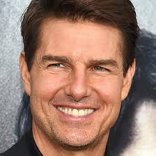 You'd flash your big white shiny smile, and buy expensive shoes, but you'd be the only man on earth who couldn't enjoy tom cruise. Alle Infos News Zu Tom Cruise Vip De