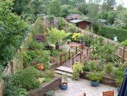 Long Narrow Garden In Beaconsfield Narrow Garden Garden Design Small Yard Landscaping