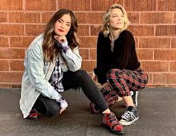 Sarah Whittle Rudeunicorns Instagram Photos And Videos Celebrities Female Smosh Whittling