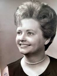 Geraldine Sexton's Instagram, Twitter & Facebook