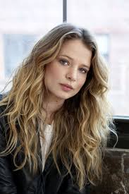 Allison Lanier's Instagram, Twitter & Facebook