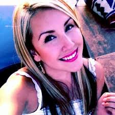 Chela Gonzalez (@Mantilda)