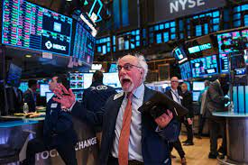 Traders can choose to search and even sort stocks based on technical indicators, fundamental indicators or both. How Pandemic Day Traders Are Turning Wall Street Upside Down Vanity Fair