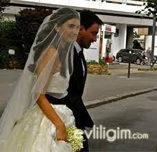 We did not find results for: Unluler Gelinlik Tuba Buyukustun 2 Celebrity Wedding Hair Wedding Hairstyles Celebrity Weddings