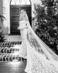 Hailey Bieber Just Revealed Her Dramatic Wedding Dress Train And Unique Veil Dramatic Wedding Dress Wedding Dress Train Designer Wedding Dresses