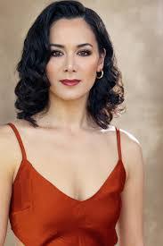 Naureen Zaim's Instagram, Twitter & Facebook