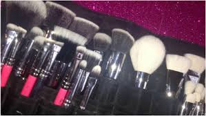 Place a washcloth in a clean sink and dispense a few drops of confidence in a cleanser onto the cloth. What S In My Brush Belt And How I Clean My Makeup Brushes Sarah Doheny