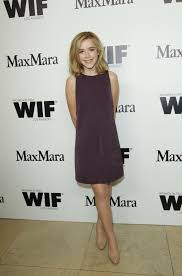 Kiernan Shipka On Mad Men S Season Finale And Keeping Sally S Go Go Boots Vanity Fair